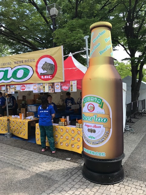 瓶ビール型エアー看板】お酒やジュースのボトル形状をそのまま立体看板に